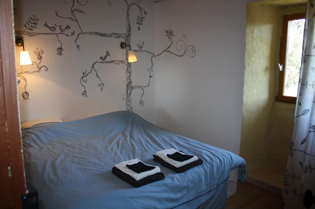 Mas La Donzelenche Hotel Vialas Kamer foto